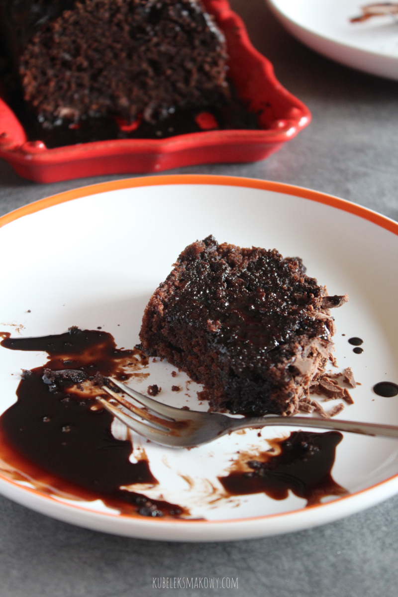 ciasto czekoladowe z syropem a'la Nigella - przepis